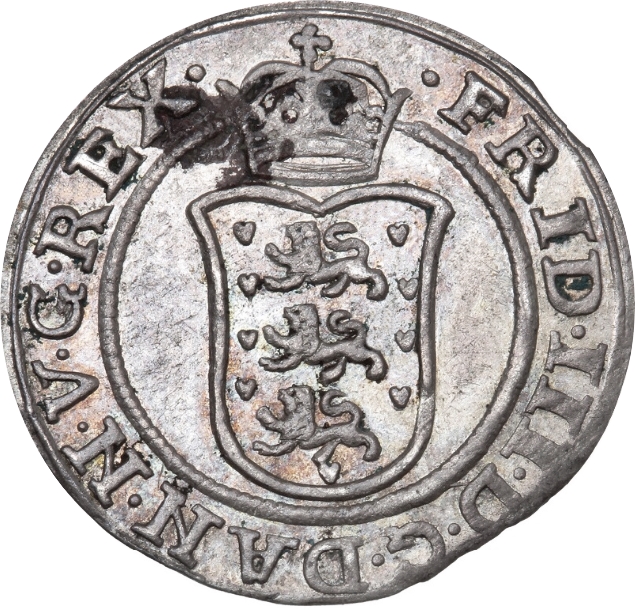 1669 4 Sk Type 1 -  Upper pointed angles in shield are cut MS
