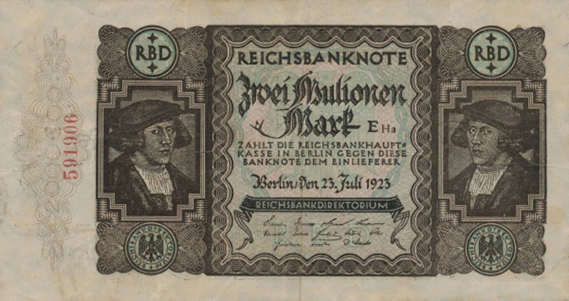  Zweí Mulíonen (error) upper center front 