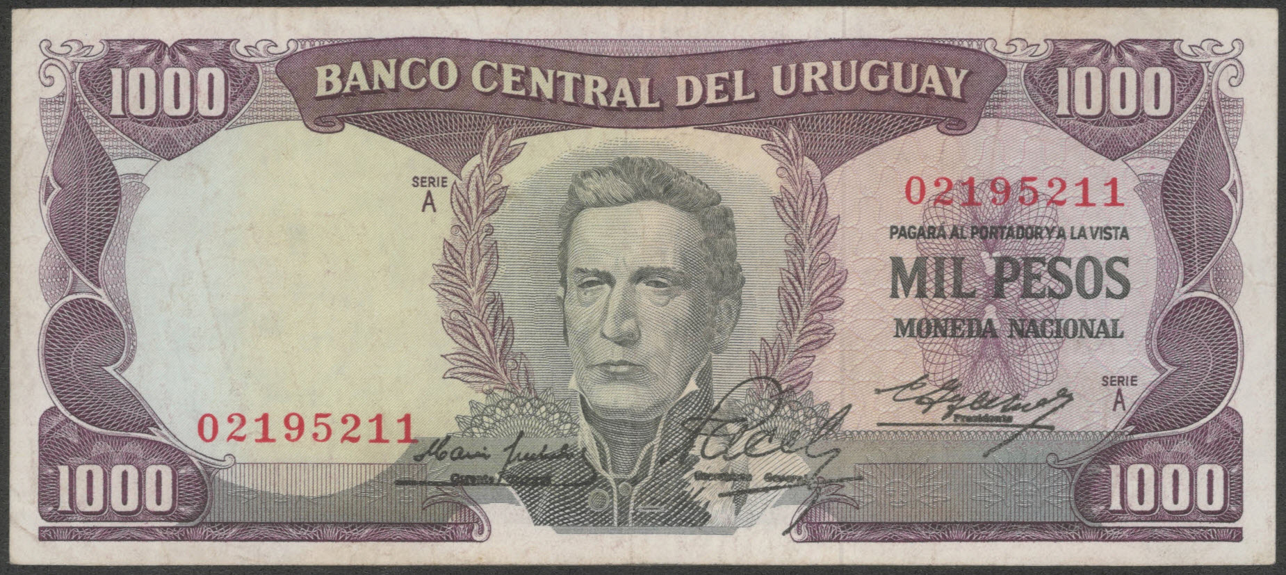  Without Banco Central del Uruguay below titles 