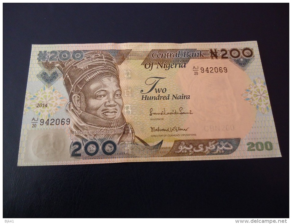  Date in italics Black sig Prefix AG/6 - AJ/20 